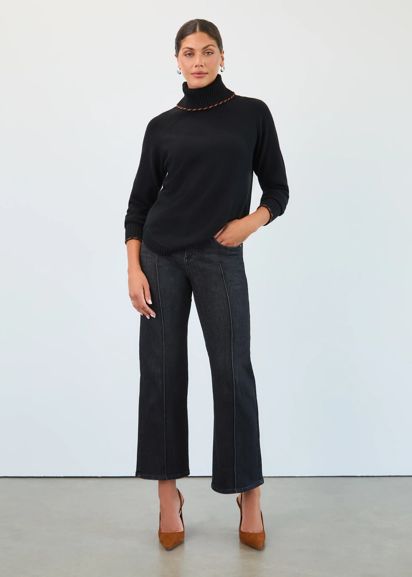 Olivia Pintuck Wide Leg - Black Wash