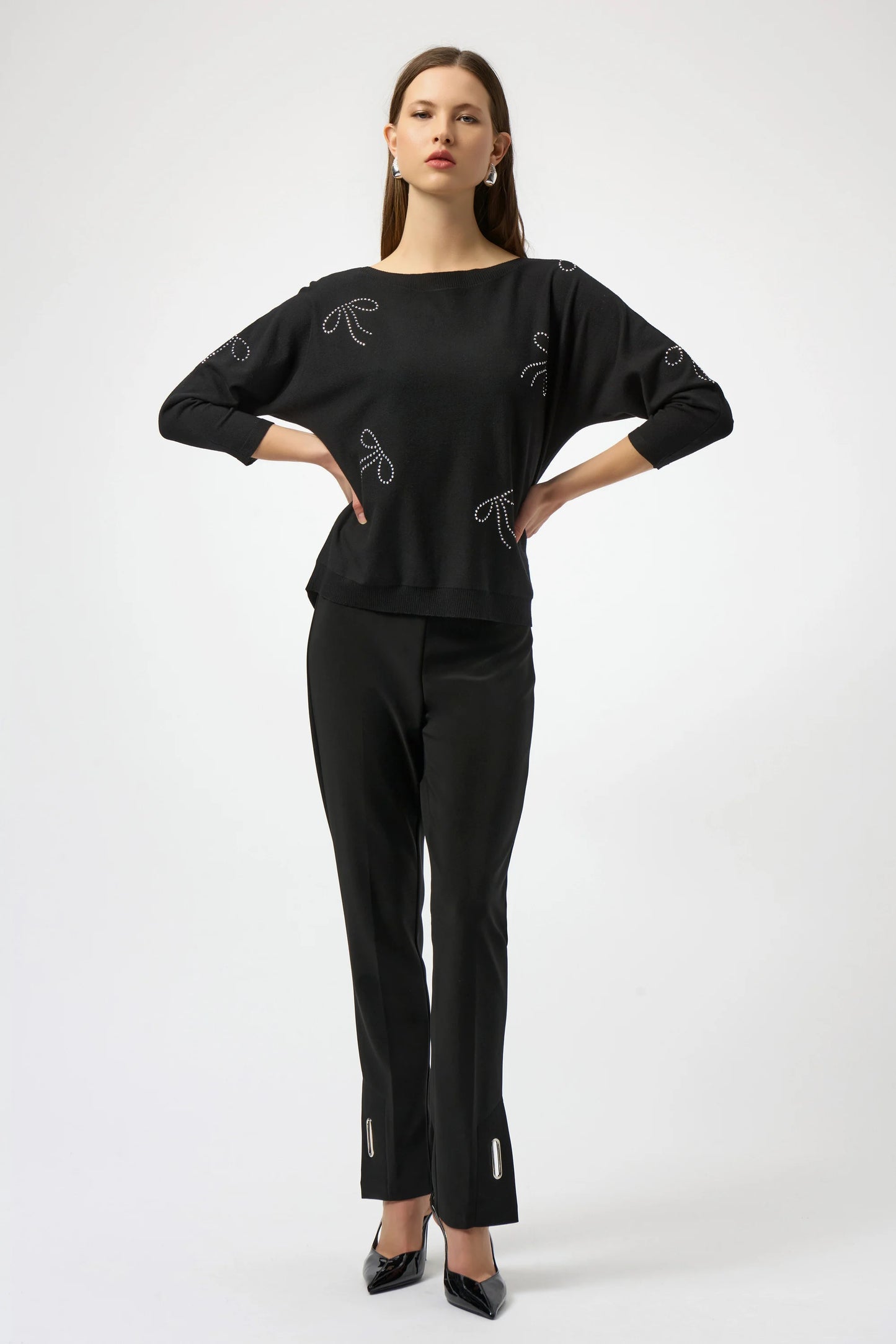 Knit Pullover with Bow Detail