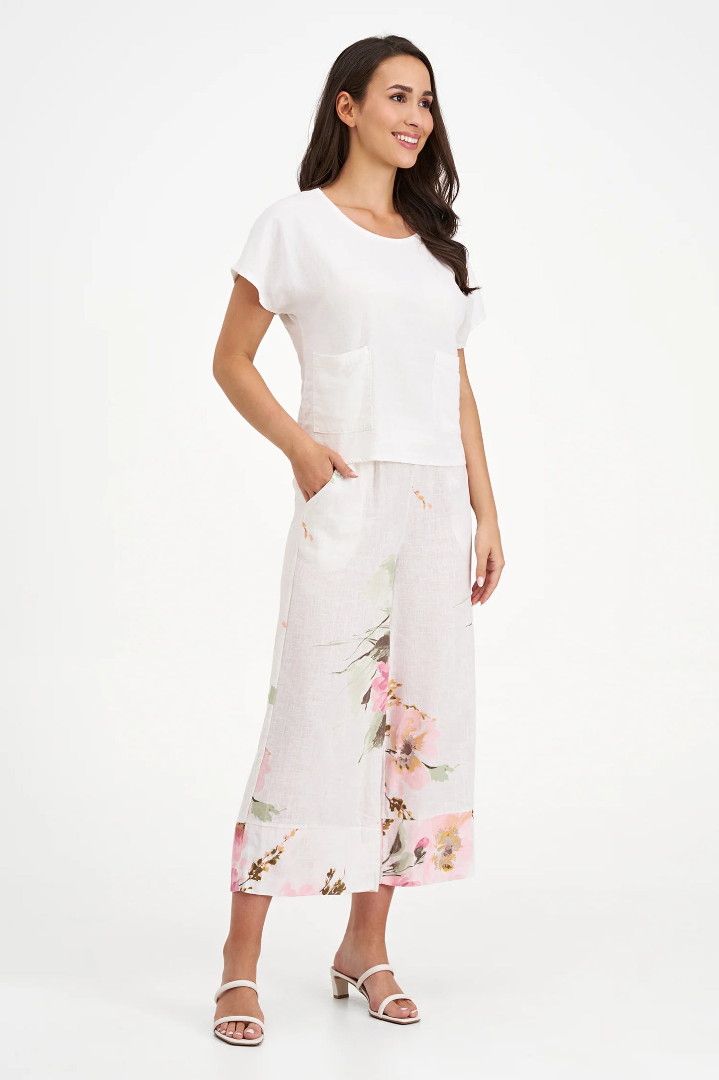 Front Pockets Cinched Back Tee