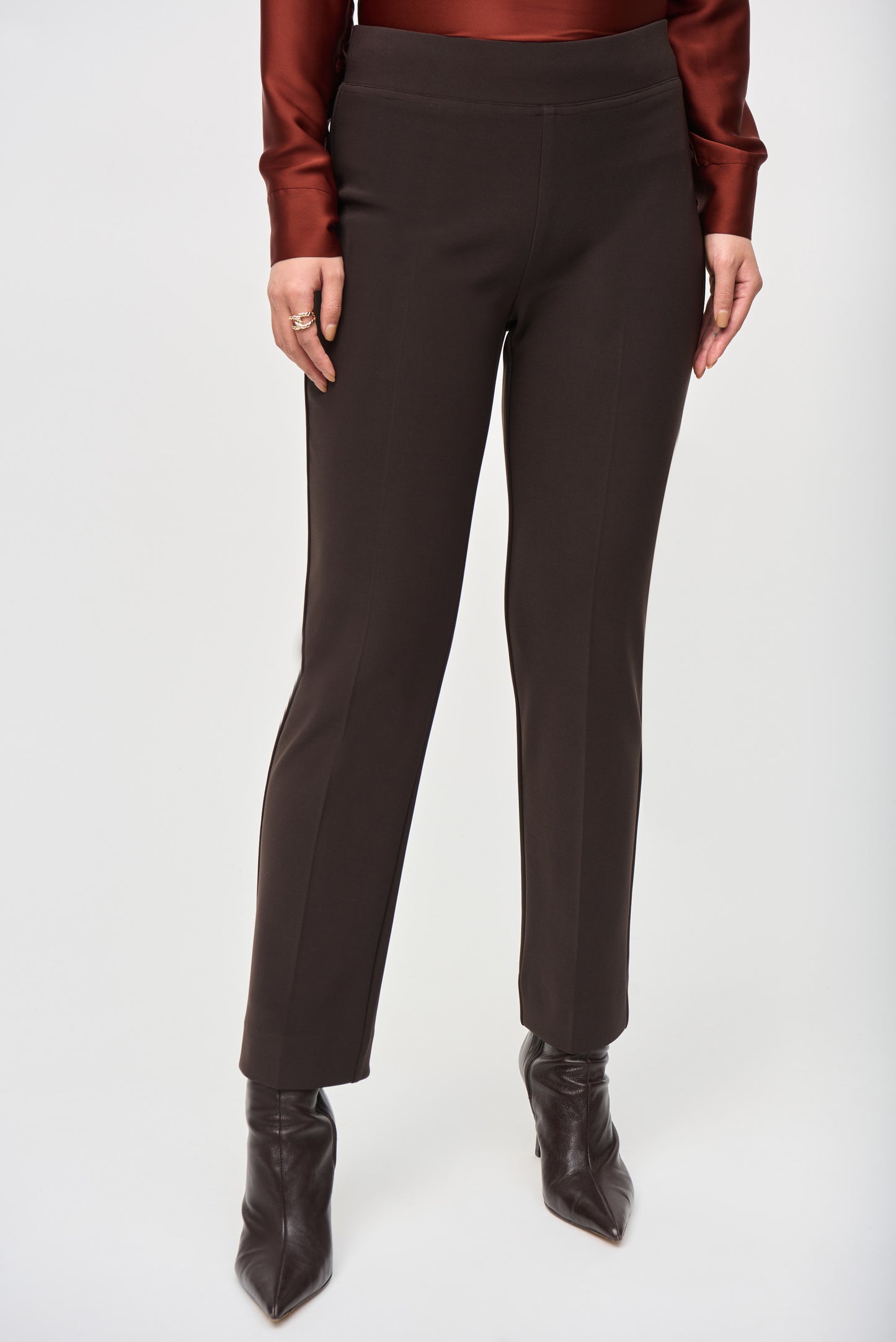 Classic Straight Pant - Mocha