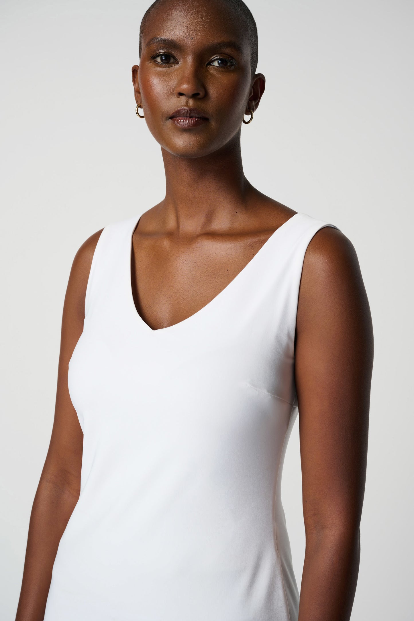 JR Solid VNeck Cami