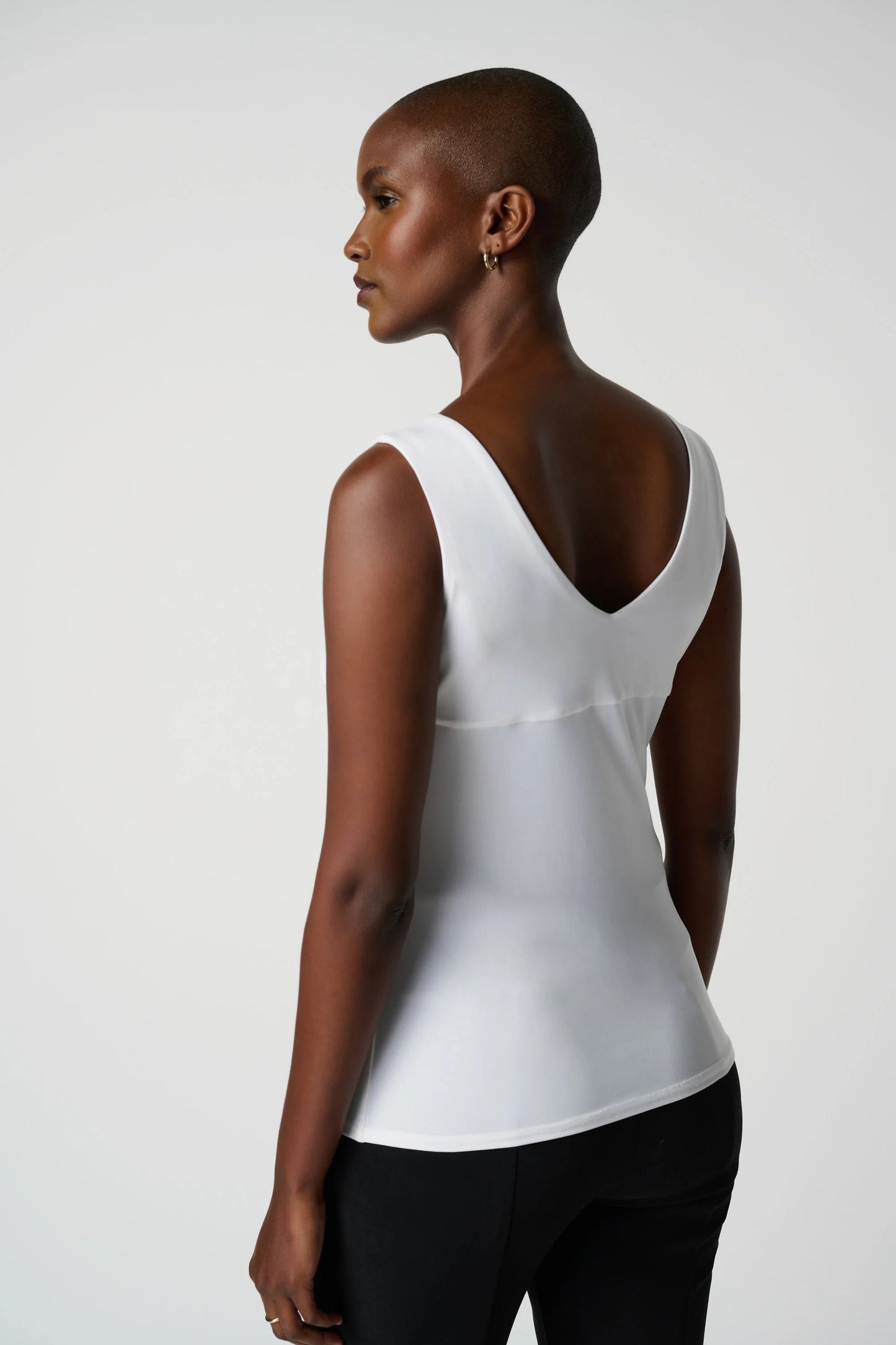 JR Solid VNeck Cami