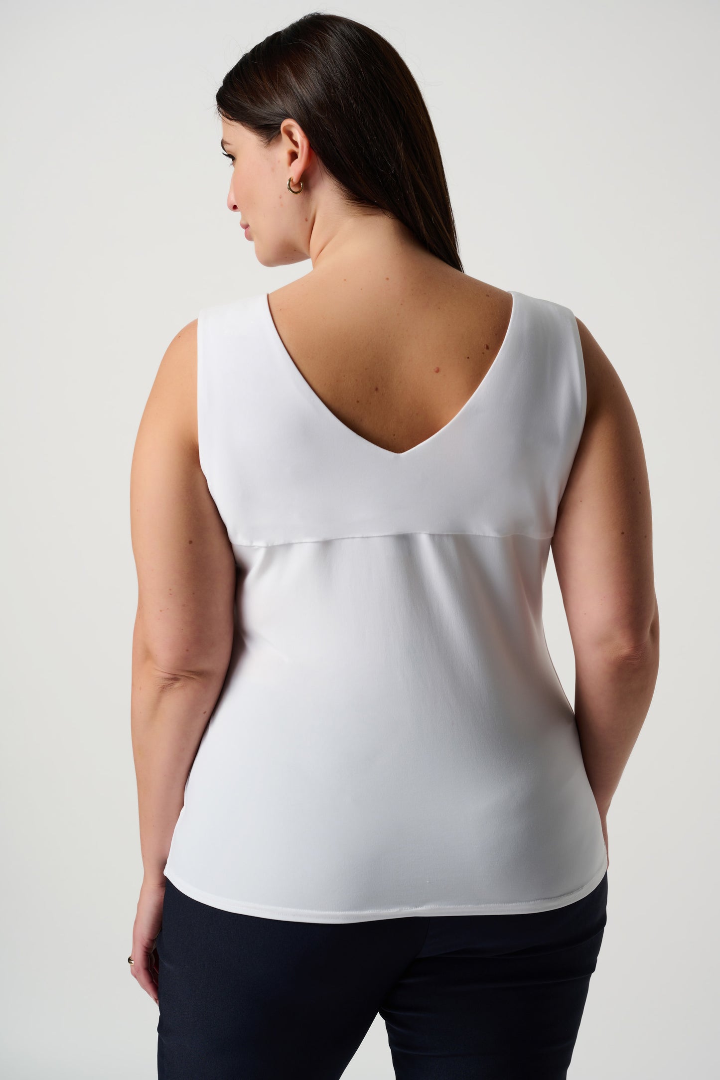 JR Solid VNeck Cami