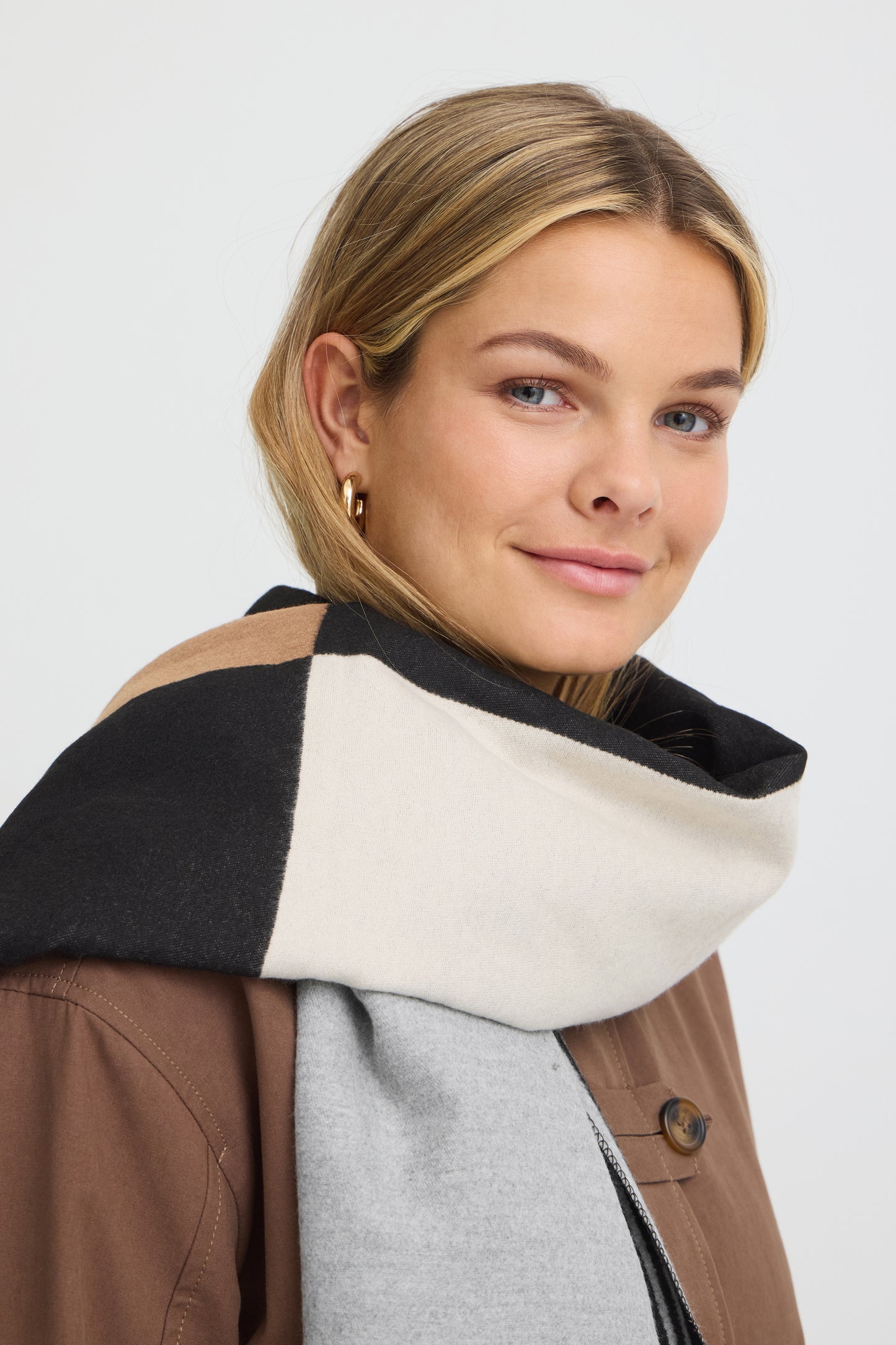 Jonah Scarf