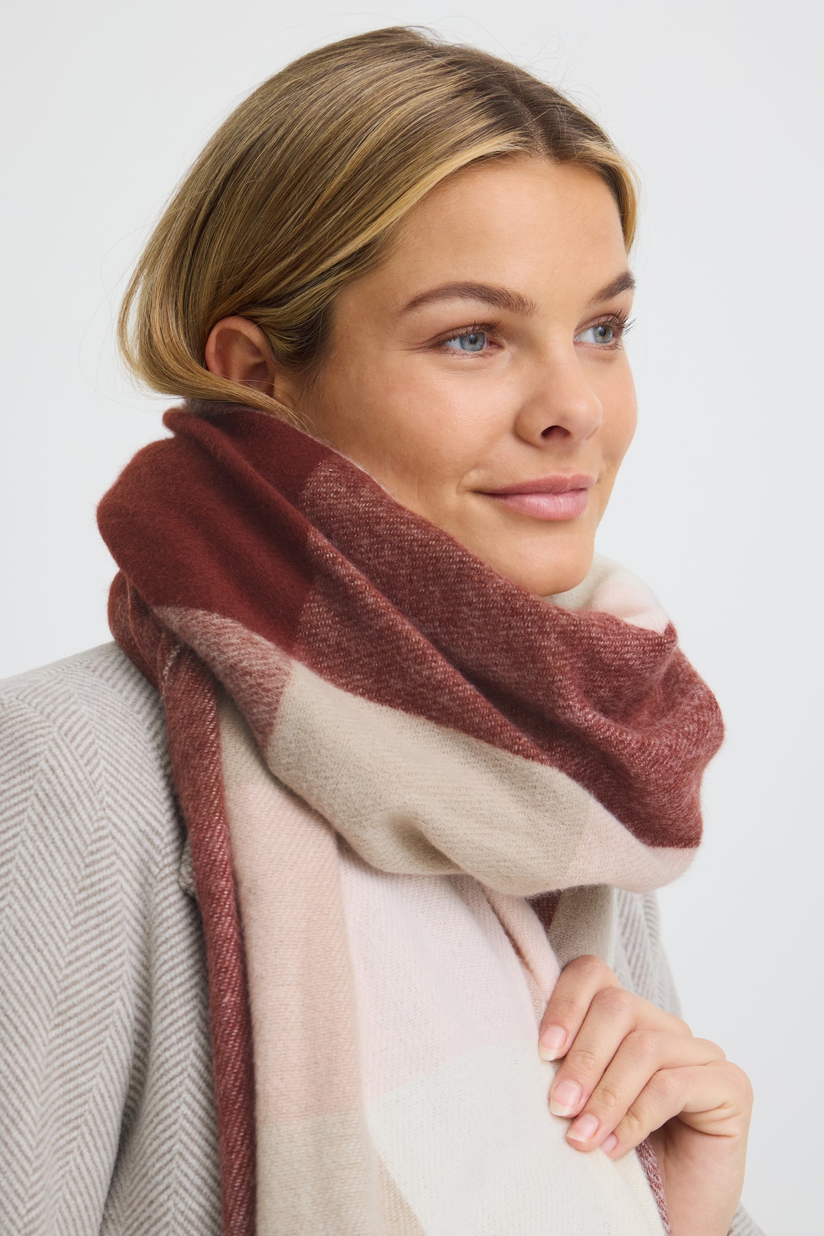 Jofrid Scarf