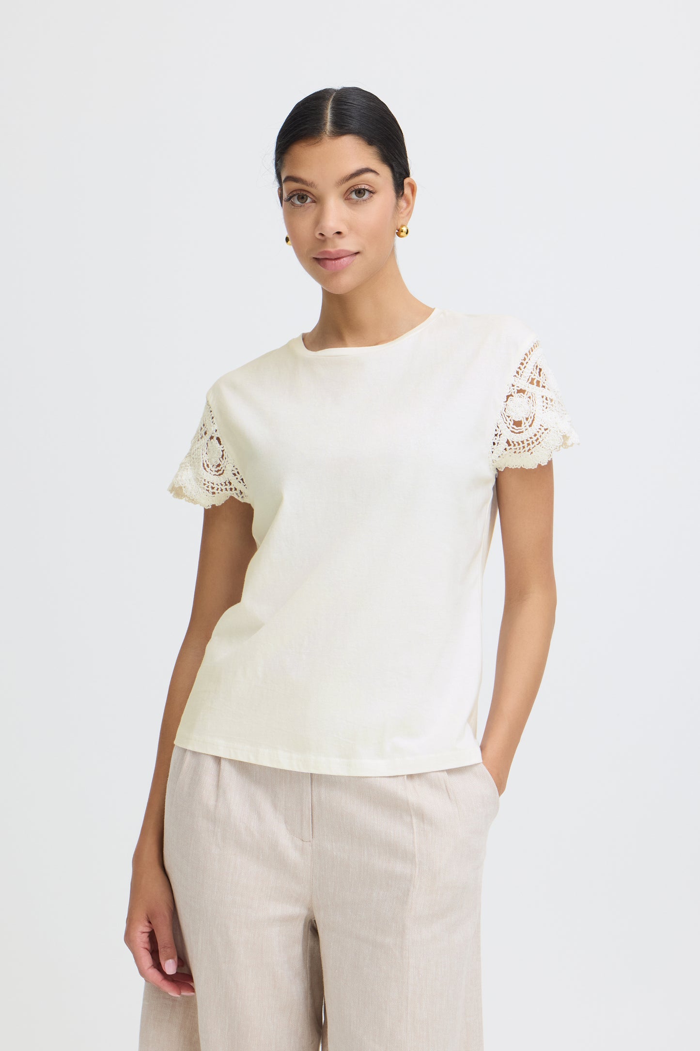 Taimi Crochet Tshirt