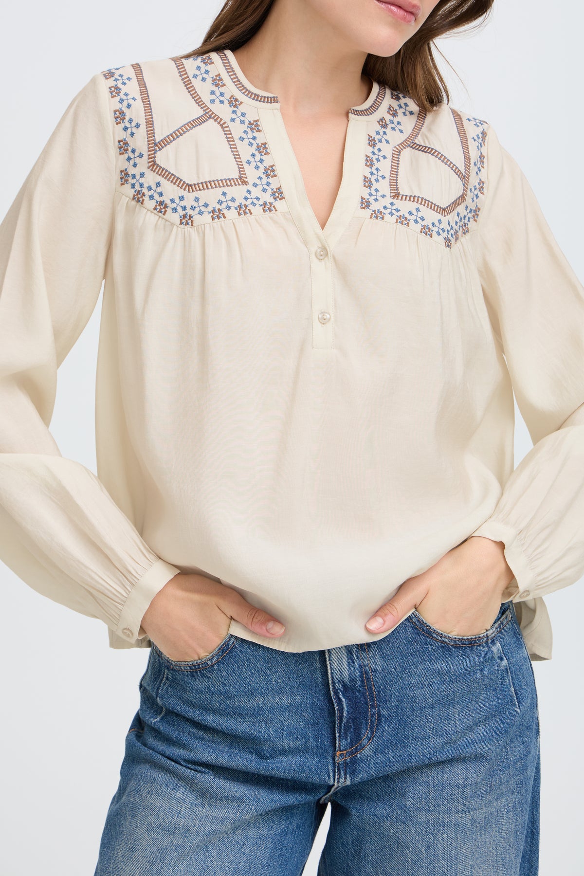 Irisa Blouse