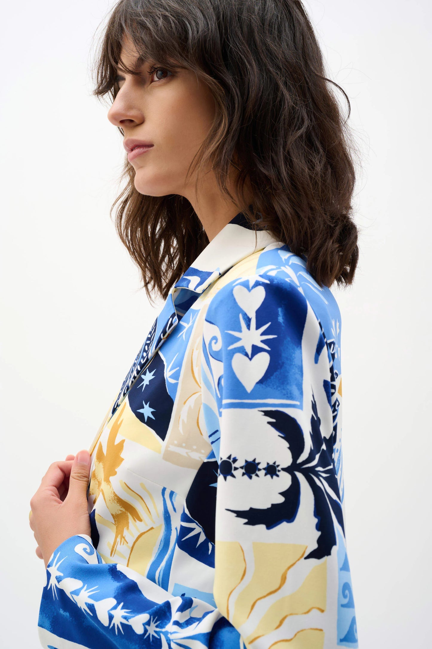 Silky Knit Tropical Print Fitted Blazer