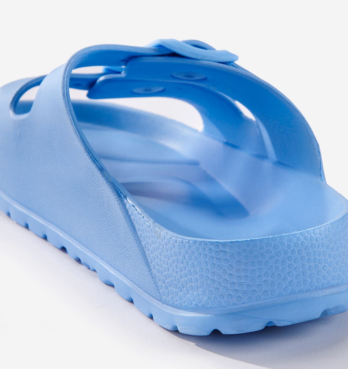 Essential Slip-On Slides