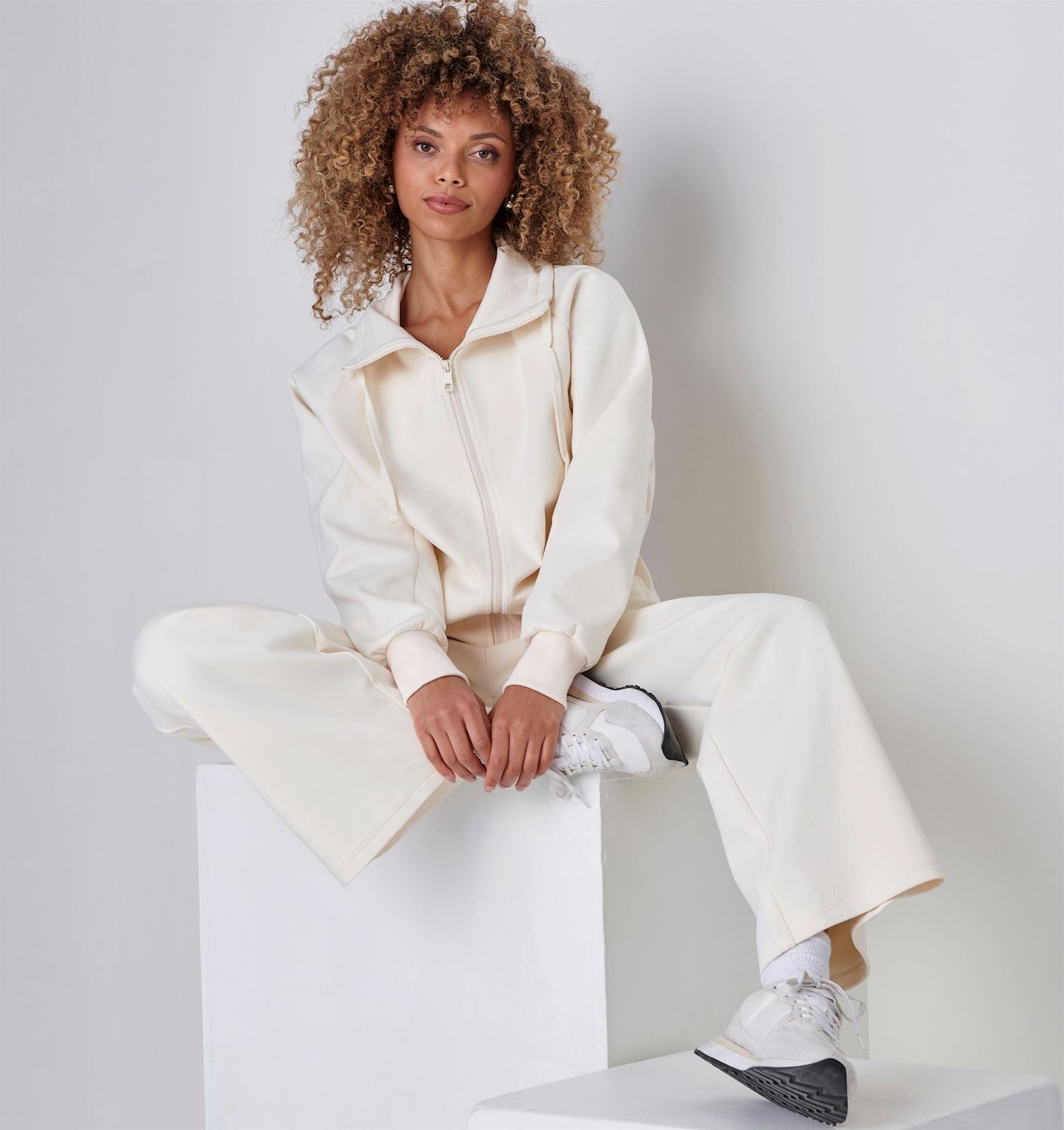Relaxed Jogger Jacket