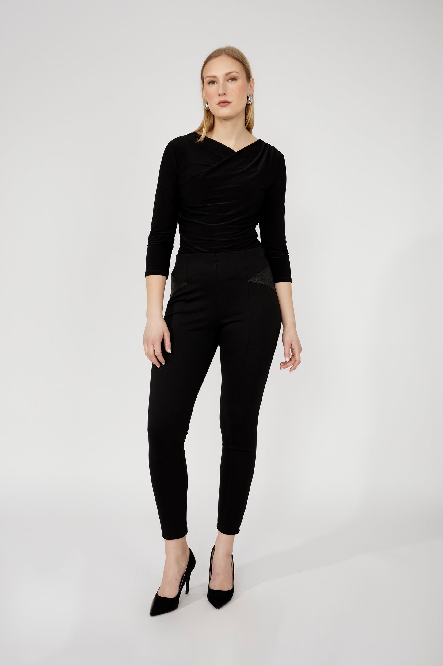 Frank Lyman Pant 253236