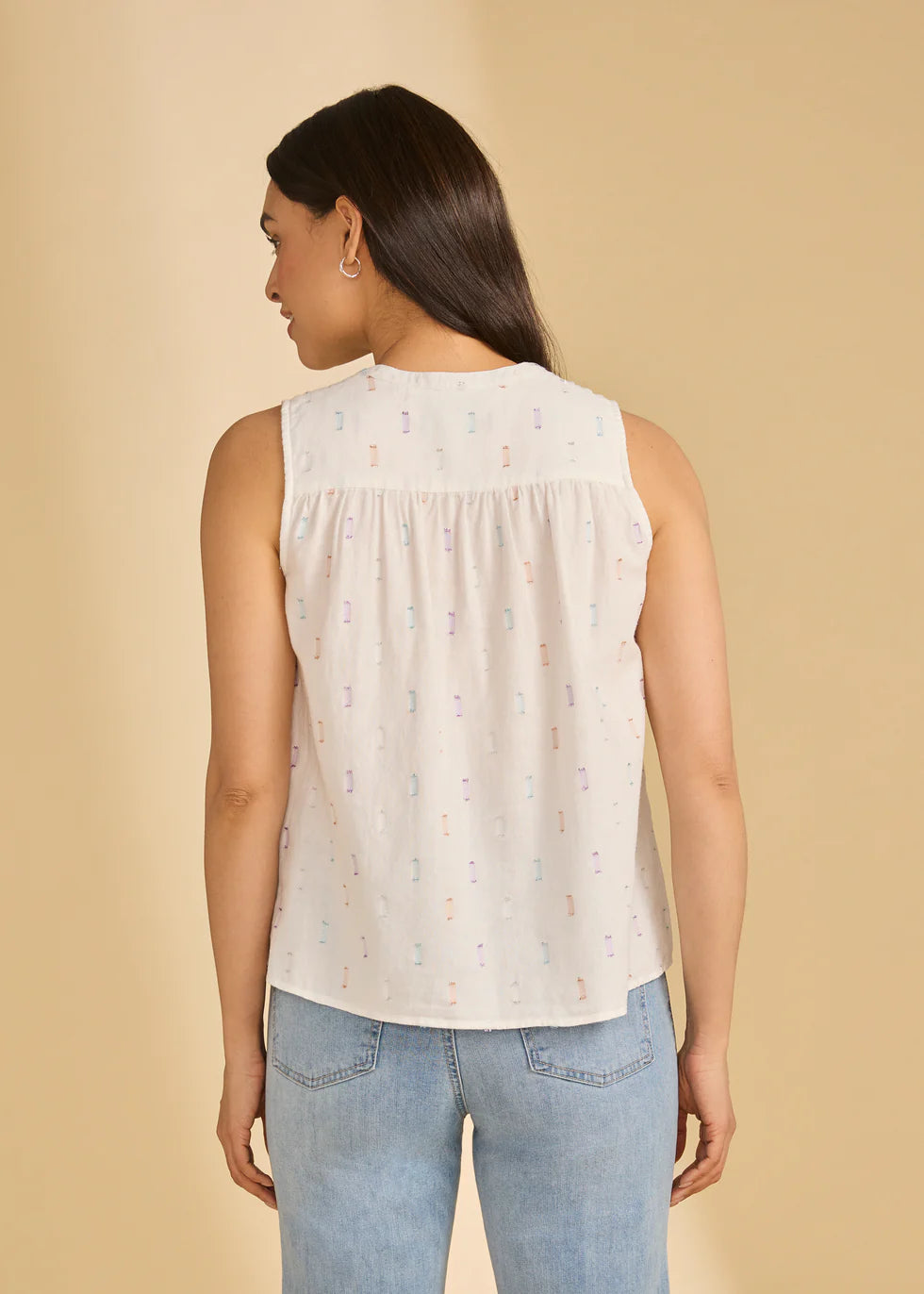 Sleeveless V-Neck Blouse, White Sparkle