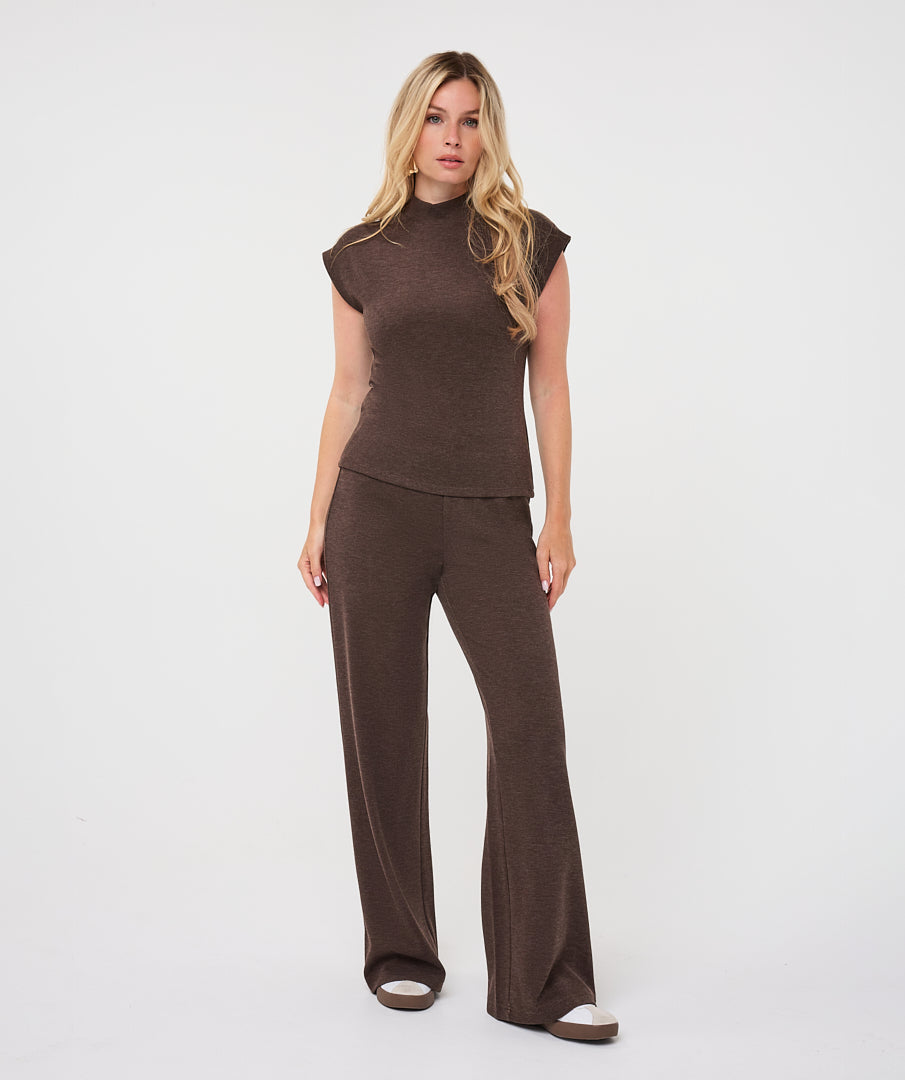 Mock Neck Sleeveless Sweater