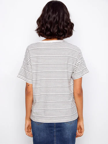 Short Sleeve Crew Neck T-Shirt with Flower Embroidery