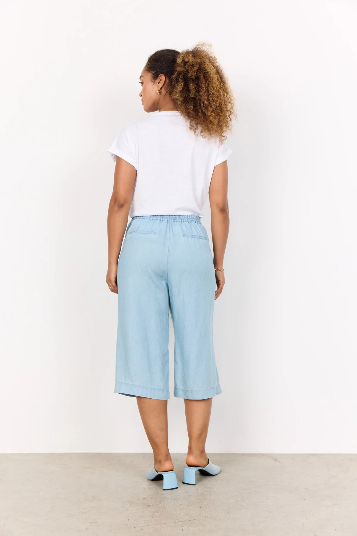 Liv Denim Capri